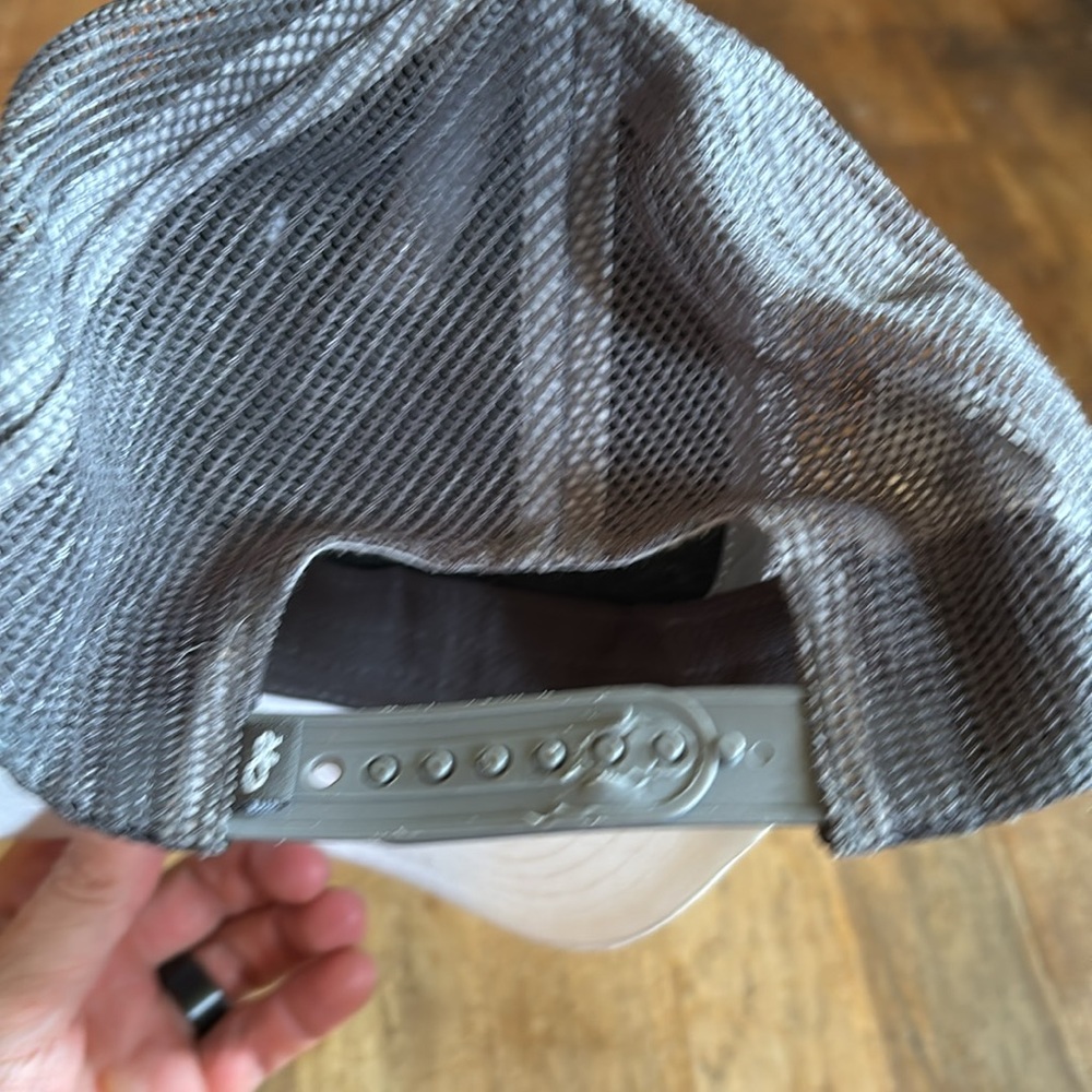 Outdoor Research trucker hat - Picture 2 of 3